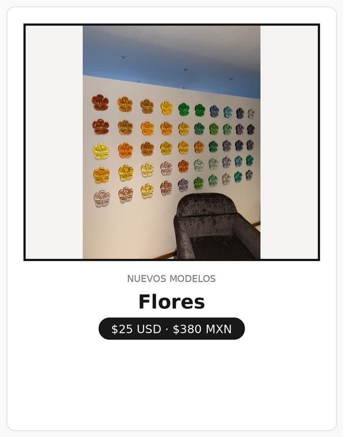 Instalacion mural de flores translucidas Groovy Resin